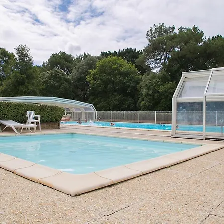 Camping Parc Sainte Brigitte 4*